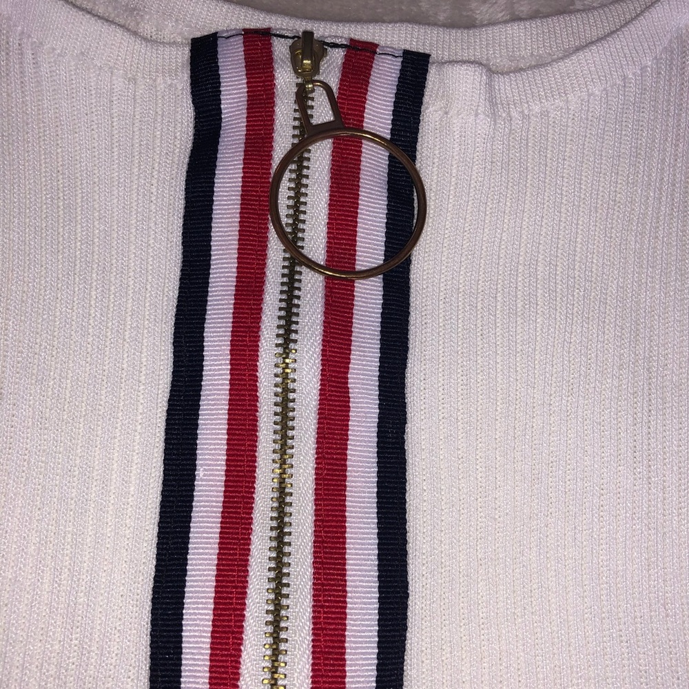 Crop Top - Picture 3 of 5